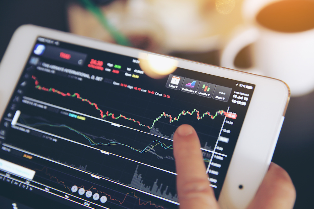 Best Tablet for Stock Trading in 2022 - GrowthWisely